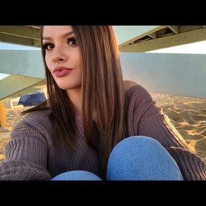 Meet your Posher, Moorea